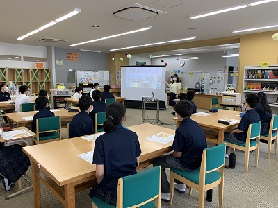 1年生 図書館ガイダンス