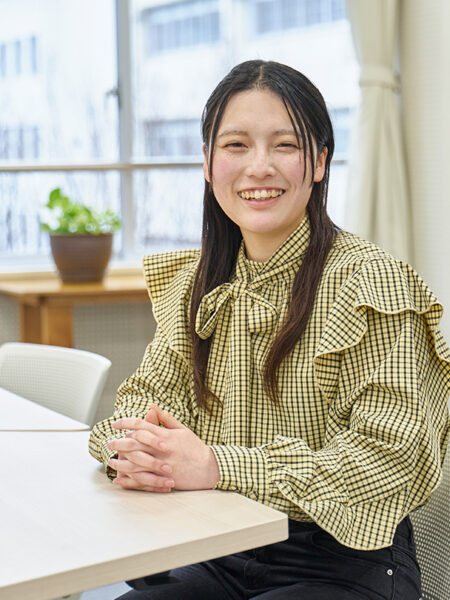 日高 千彩